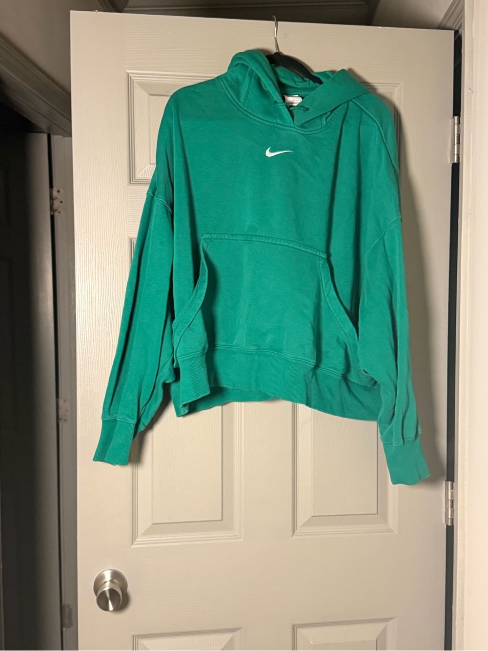 Nike Women's Green Pullover Hoodie Sweater